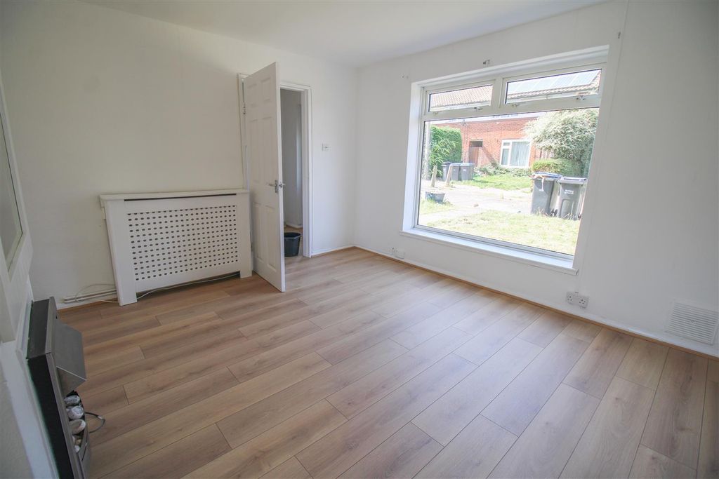 Property photo 2 of 10 Img_3787.Jpg