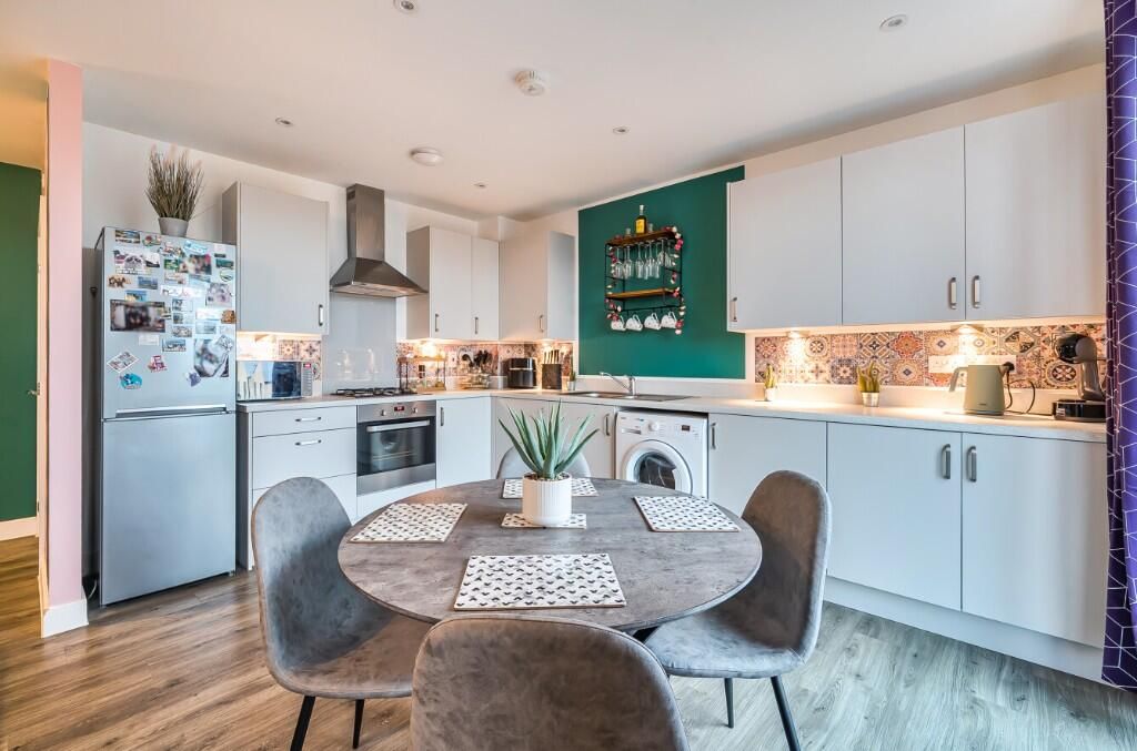 Property photo 3 of 7