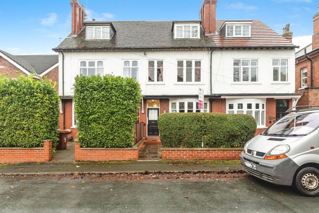 Property photo 1 of 17