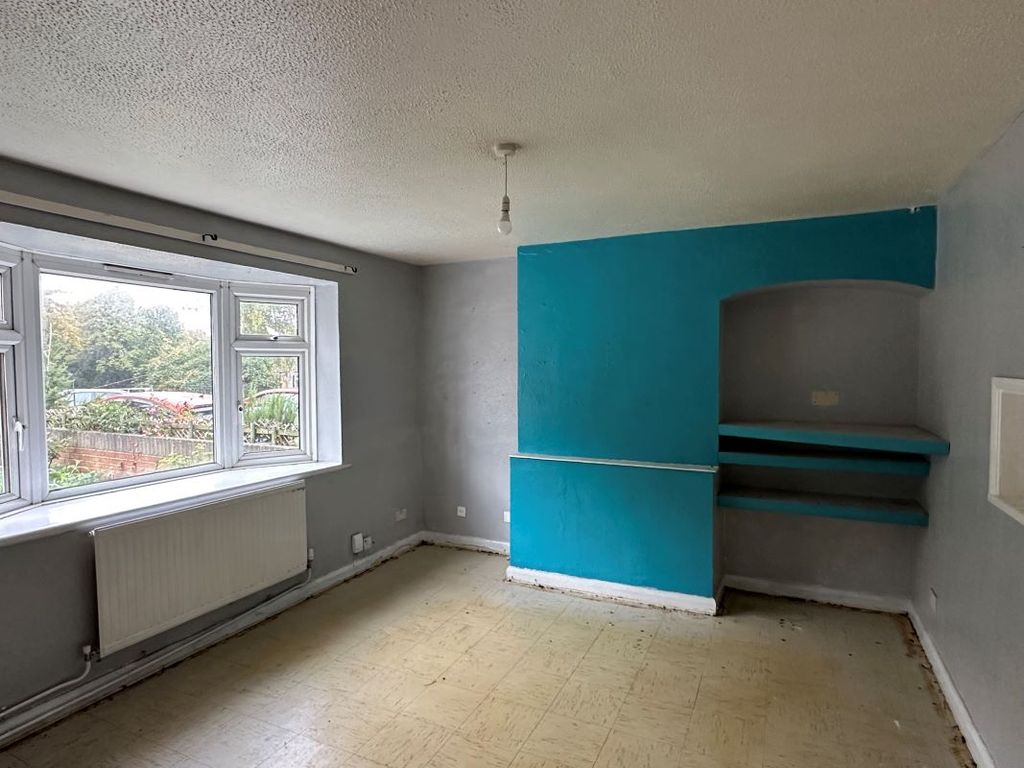 Property photo 3 of 16