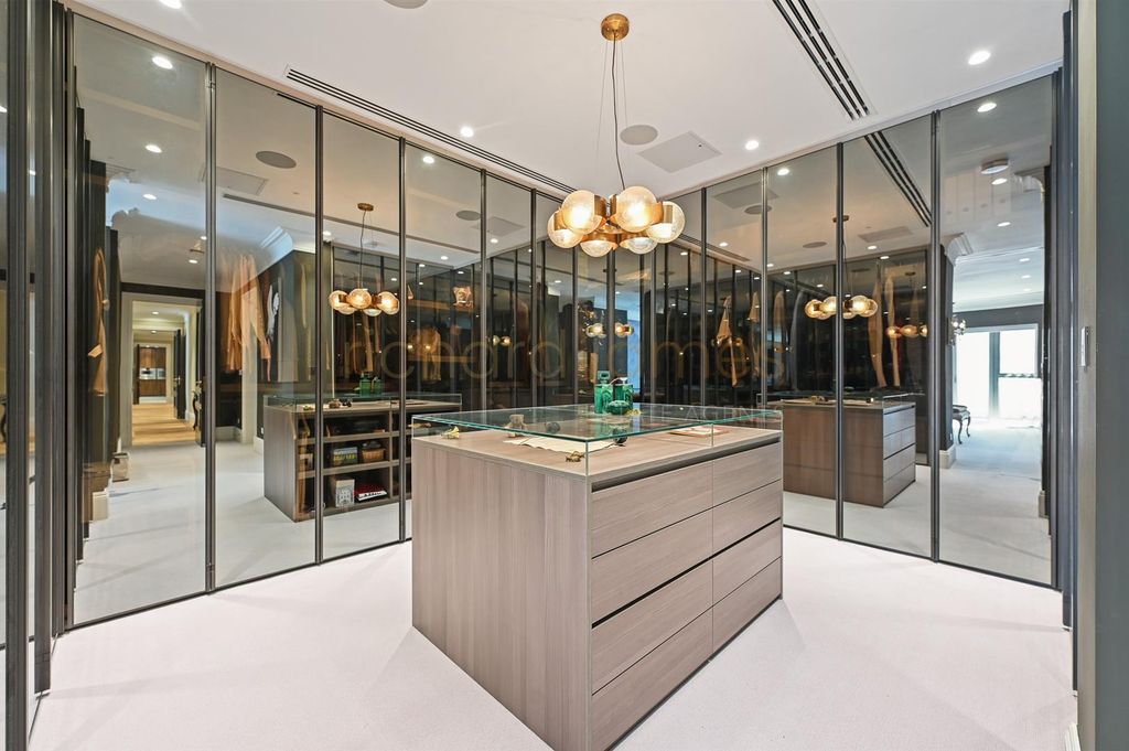 Additional image 15 of 3 bed flat to rentElizabeth Grove, Bushey Heath WD23