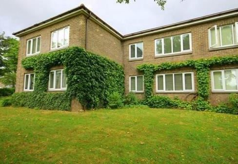 Property photo 1 of 5