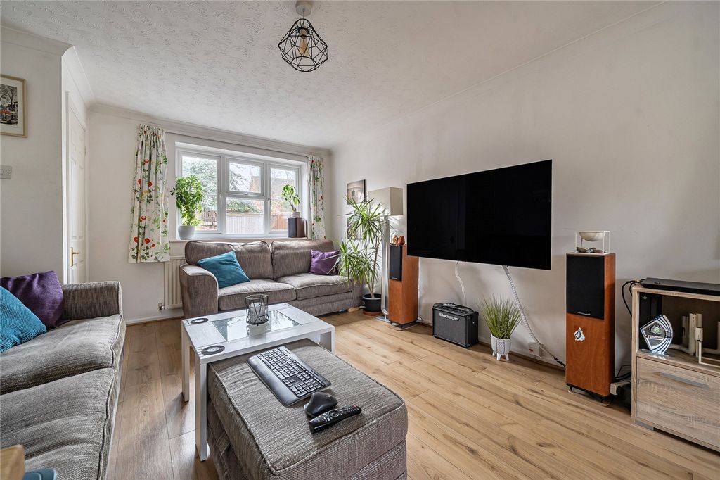 Property photo 2 of 13 Picture No. 18