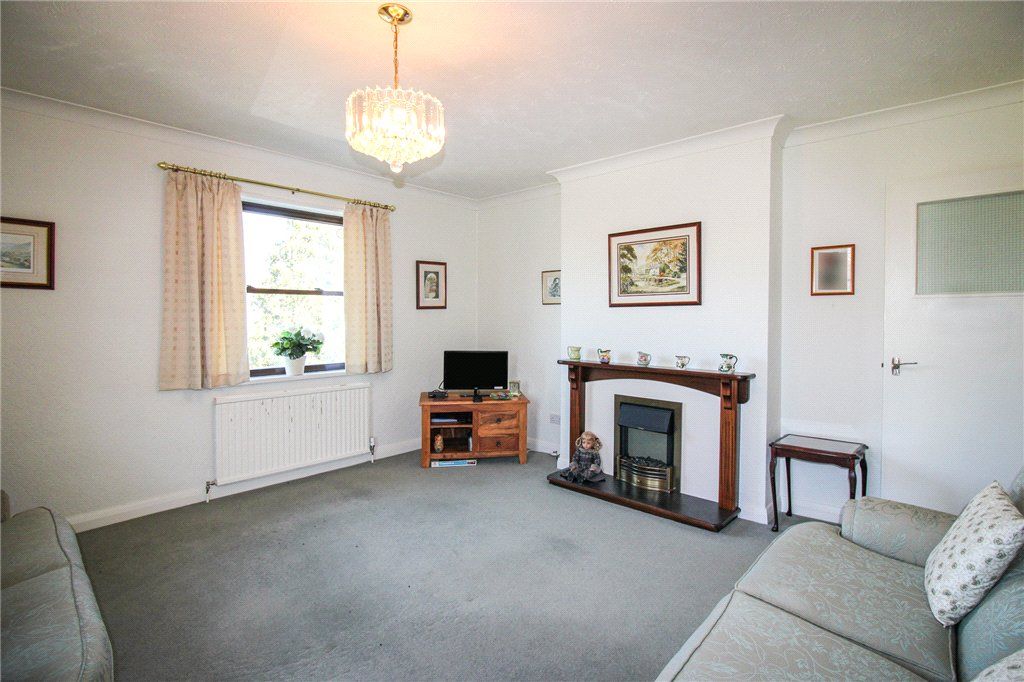 Property photo 3 of 15 Living Area