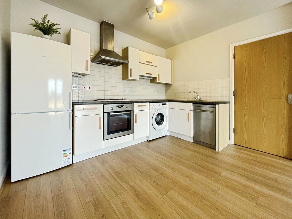 Property photo 2 of 7