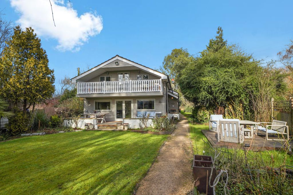 Property photo 1 of 26 10