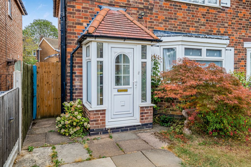 Property photo 2 of 14