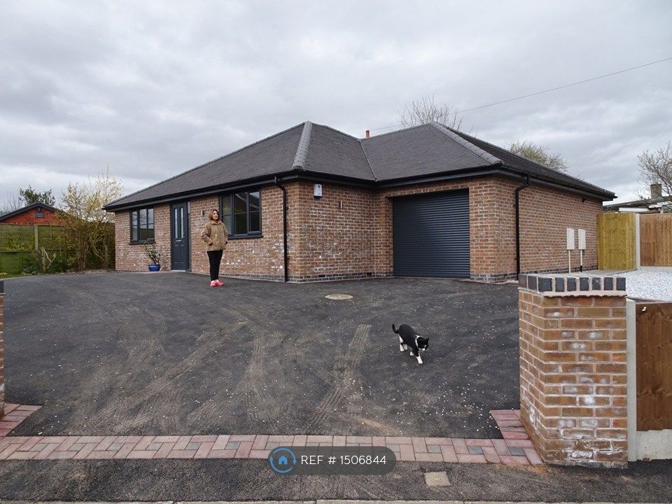 Property photo 1 of 14 Front From Road