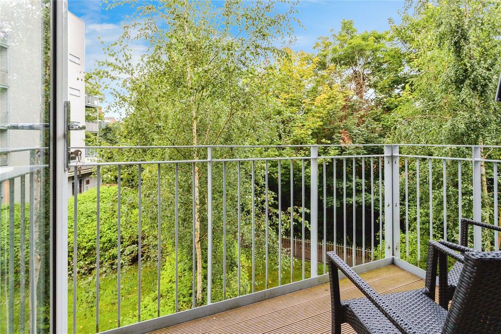 Property photo 3 of 15 Picture No. 06