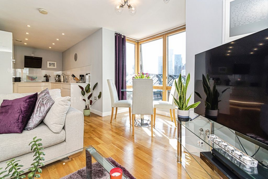 Property photo 2 of 28 Photo