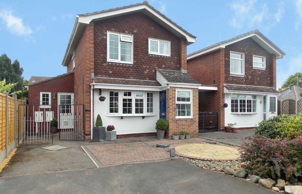 Property photo 1 of 15