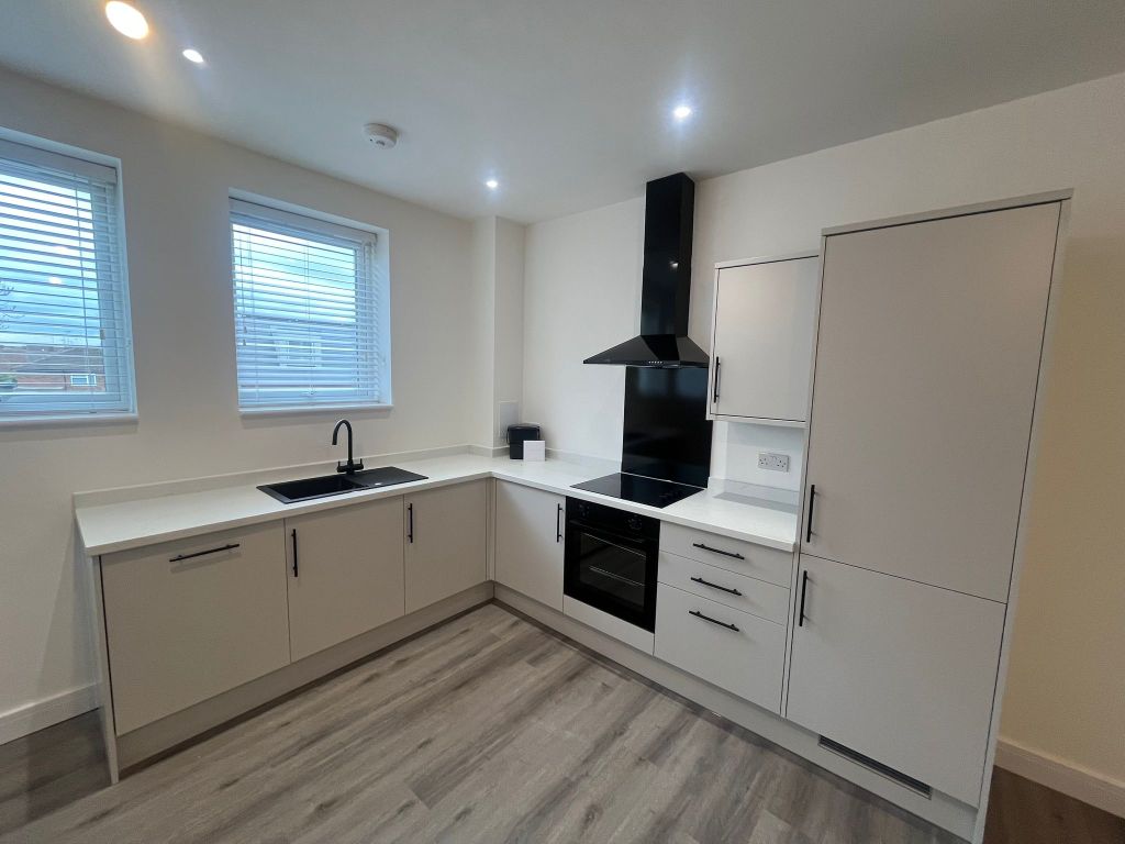 Property photo 2 of 16 Kitchen