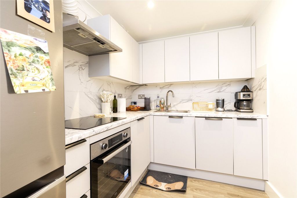 Property photo 2 of 12 Kitchen
