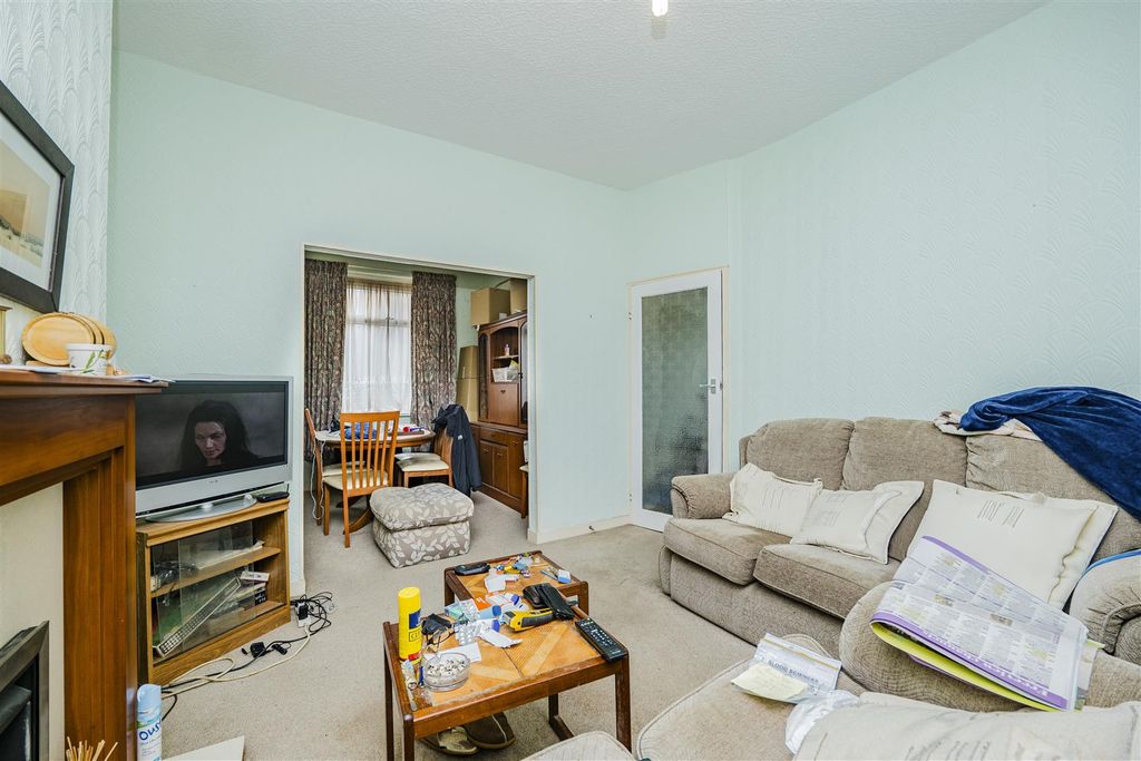 Property photo 2 of 24 P1377452.Jpg