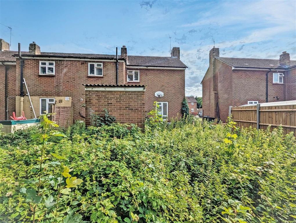 Property photo 2 of 5