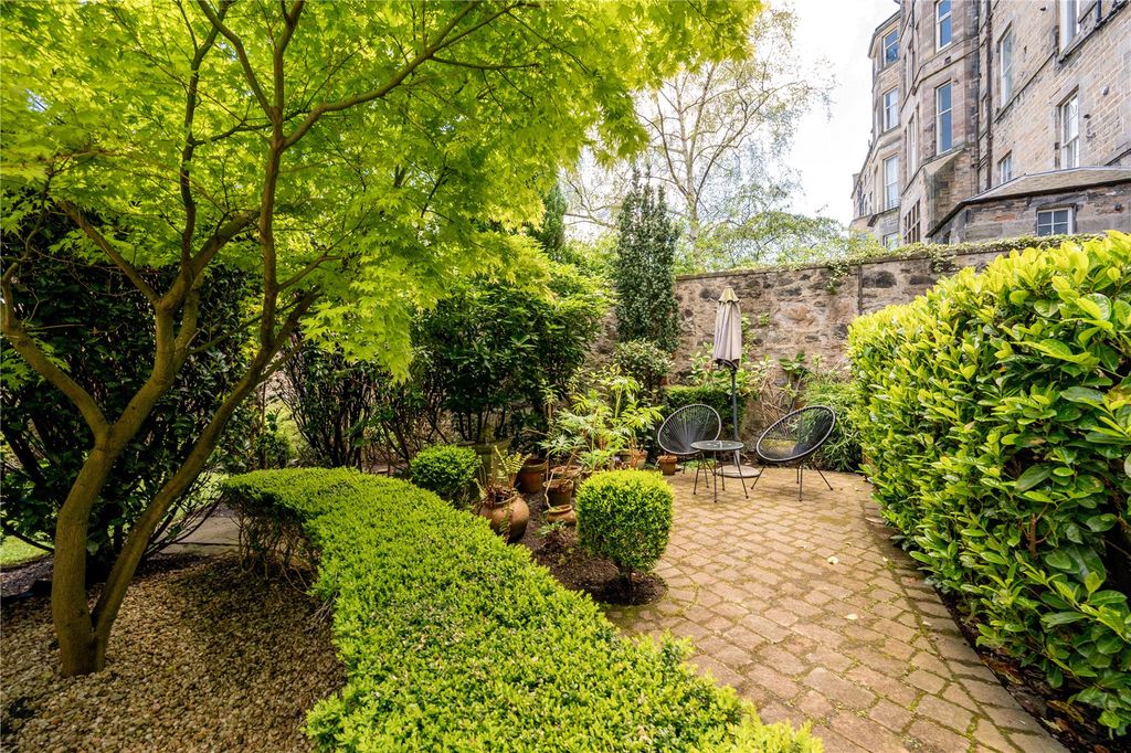 Additional image 18 of 2 bed flat for saleMoray Place, New Town, Edinburgh EH3