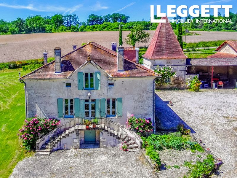 Property photo 1 of 10
