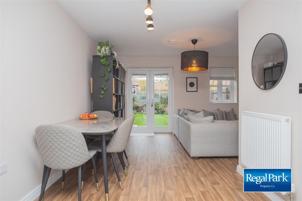 Property photo 3 of 21 Lounge/Dining Room