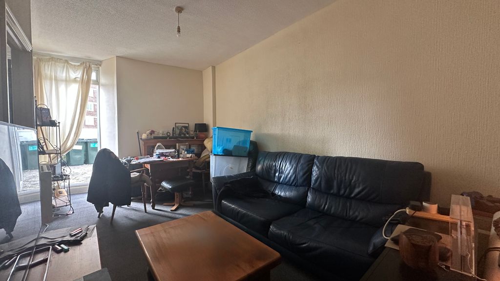 Property photo 3 of 11 Fullsizerender