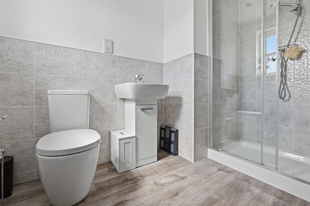 Additional image 20 of 5 bed detached house for saleHedgehog Walk, Edinburgh EH17