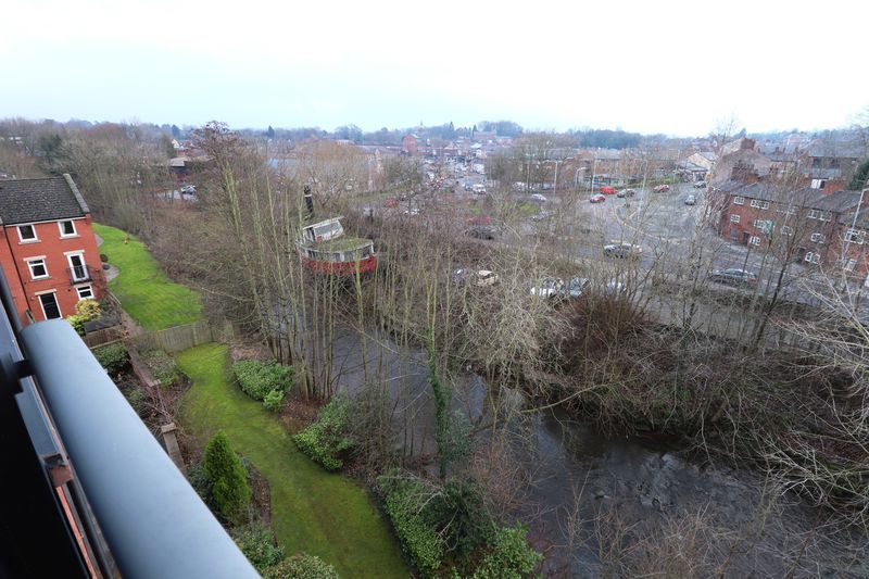 Property photo 3 of 22 Views