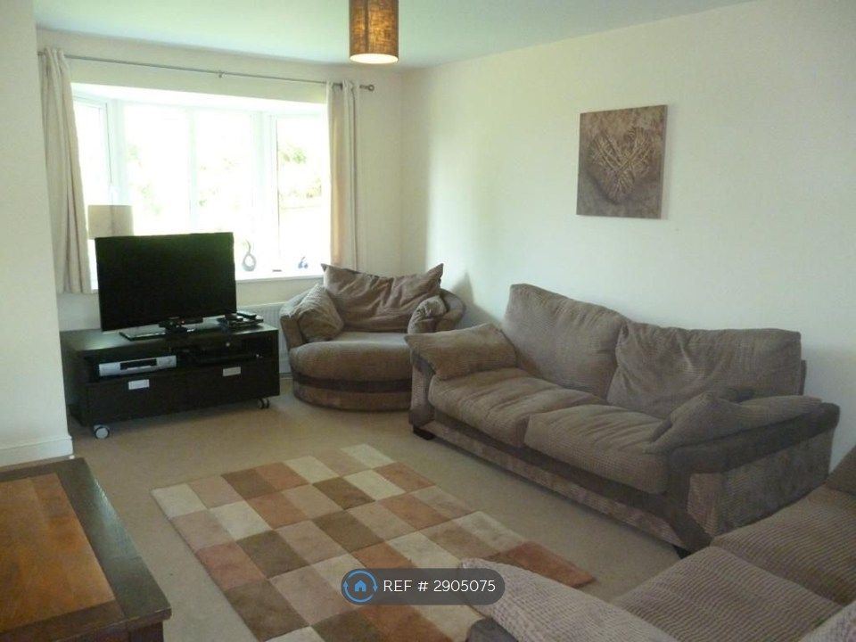Property photo 3 of 11