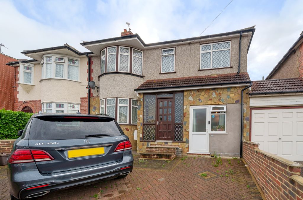 Property photo 1 of 11 1026238 (1)