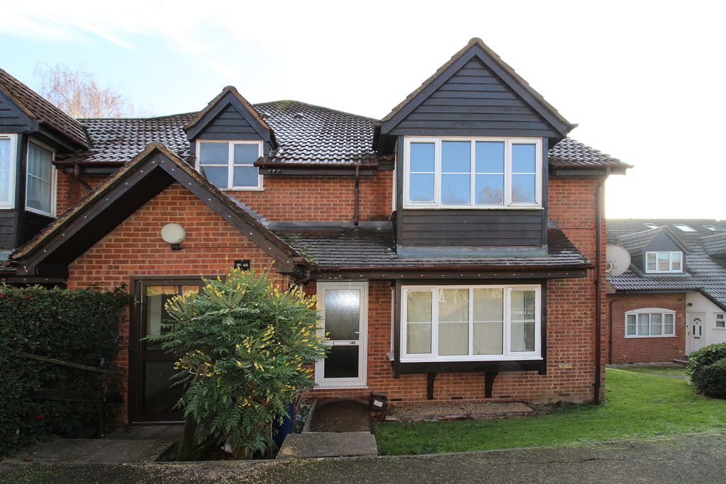 Property photo 1 of 4 Snowdon Drive