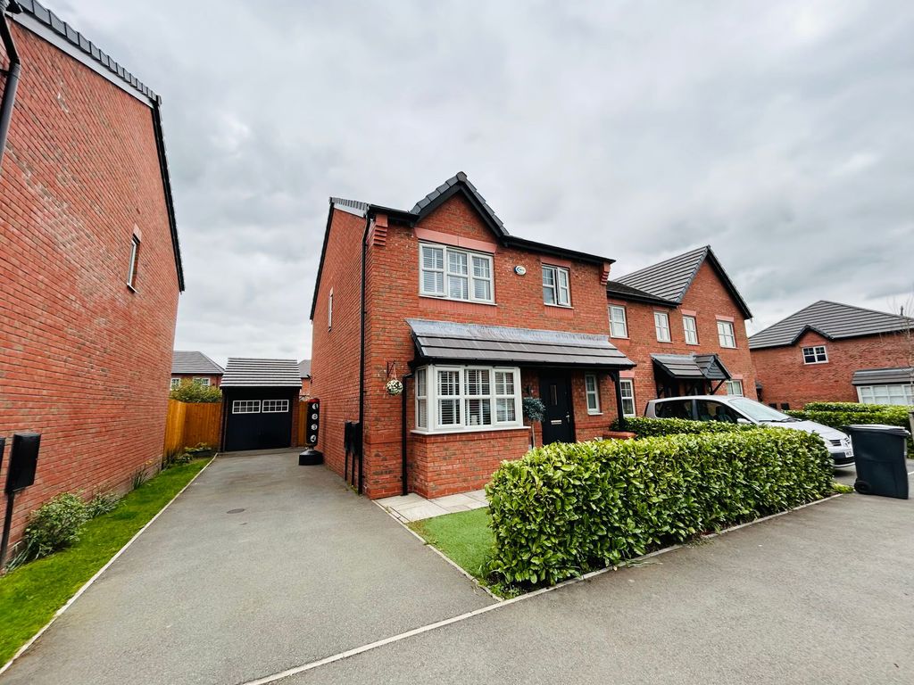 Property photo 1 of 23