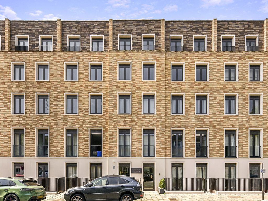 Property photo 1 of 18 Marylebone Mansions