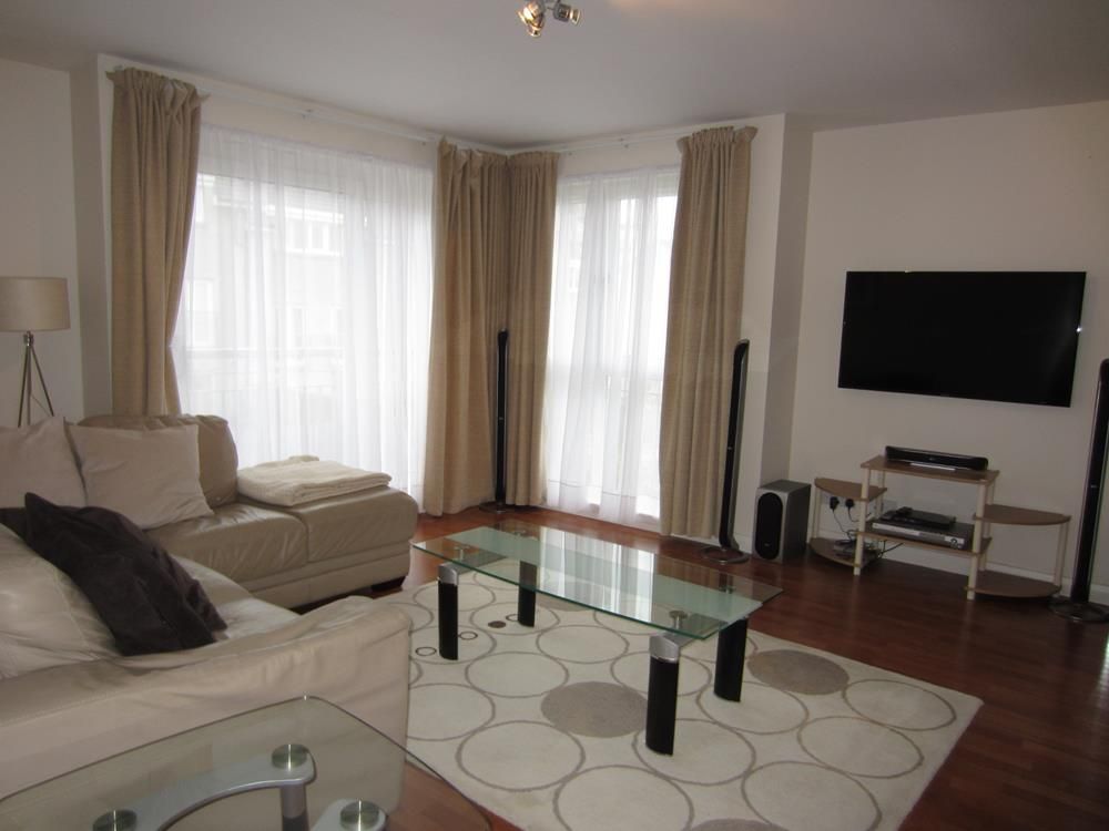 Property photo 2 of 12 038