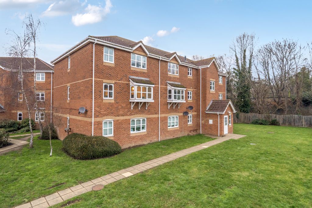 Property photo 1 of 11