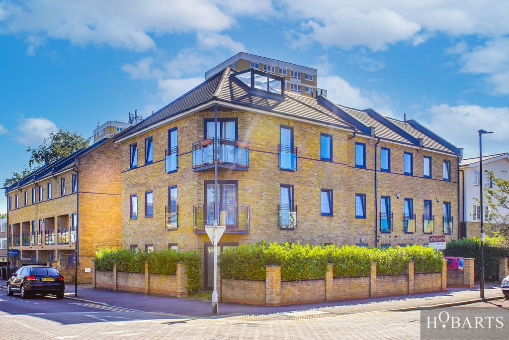 Property photo 1 of 14 2 Bedroom Flat For Rent