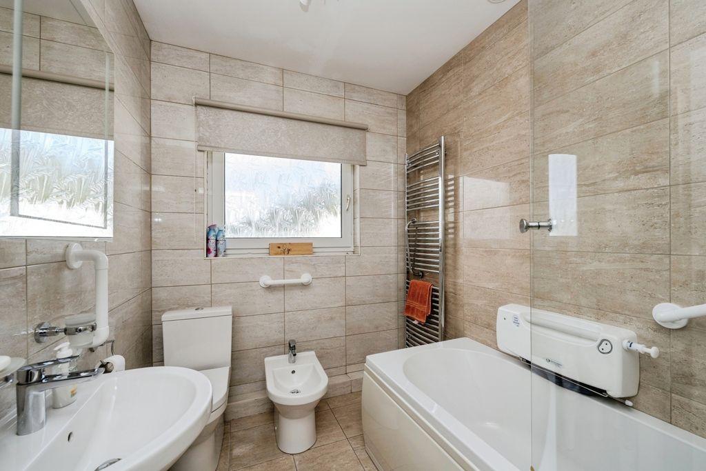 Additional image 14 of 2 bed bungalow for saleCoalbrook Road, Grovesend, Swansea SA4