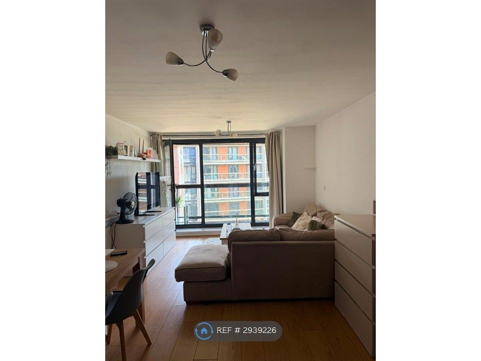 Property photo 3 of 10