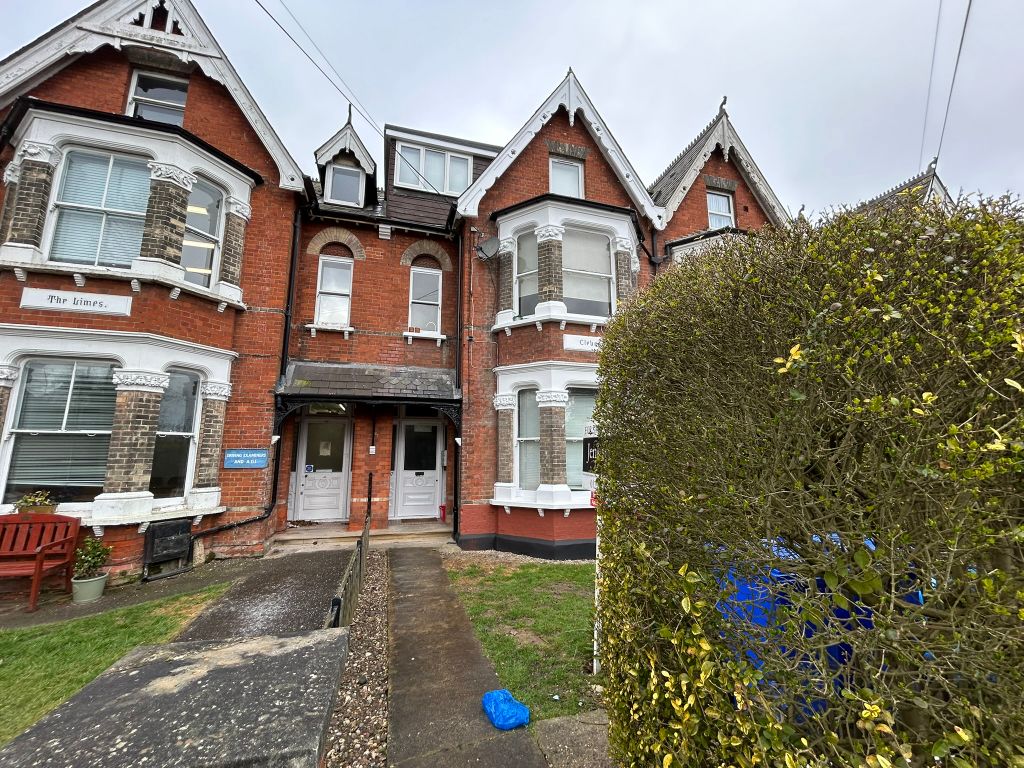 Property photo 1 of 6