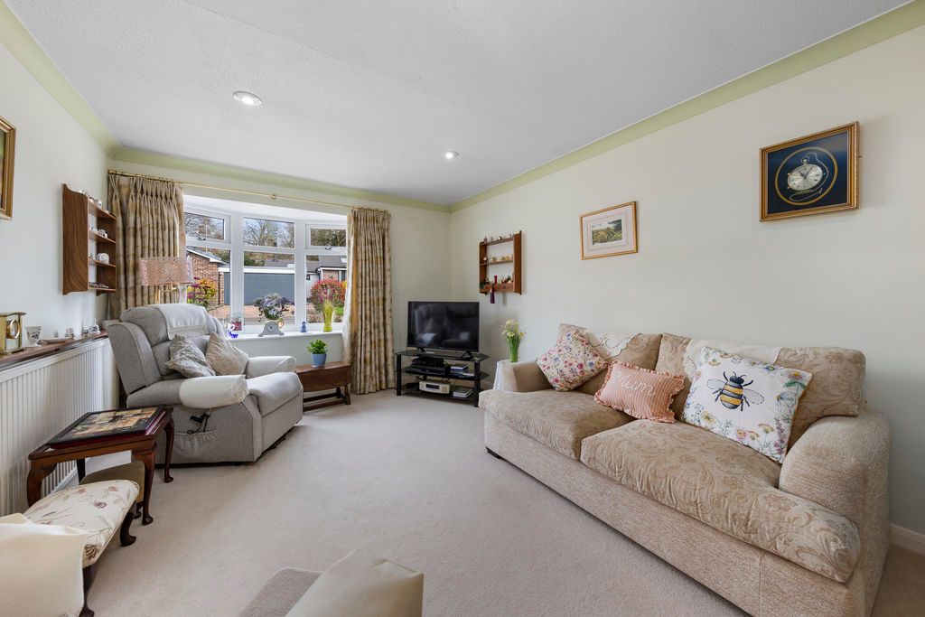 Property photo 2 of 26 Living Room