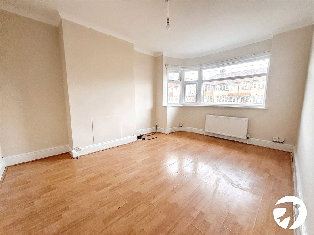 Property photo 2 of 6 Picture No. 03