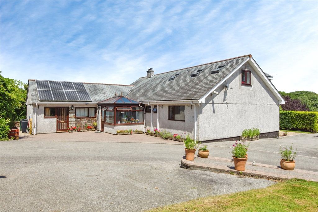 Property photo 2 of 40 Picture No. 34