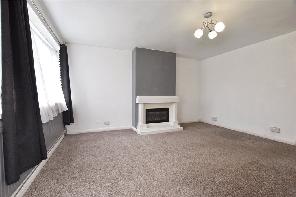 Property photo 2 of 13 Picture No. 02