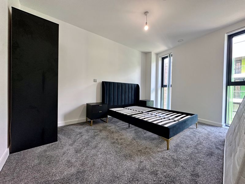 Property photo 3 of 7 Photo 1