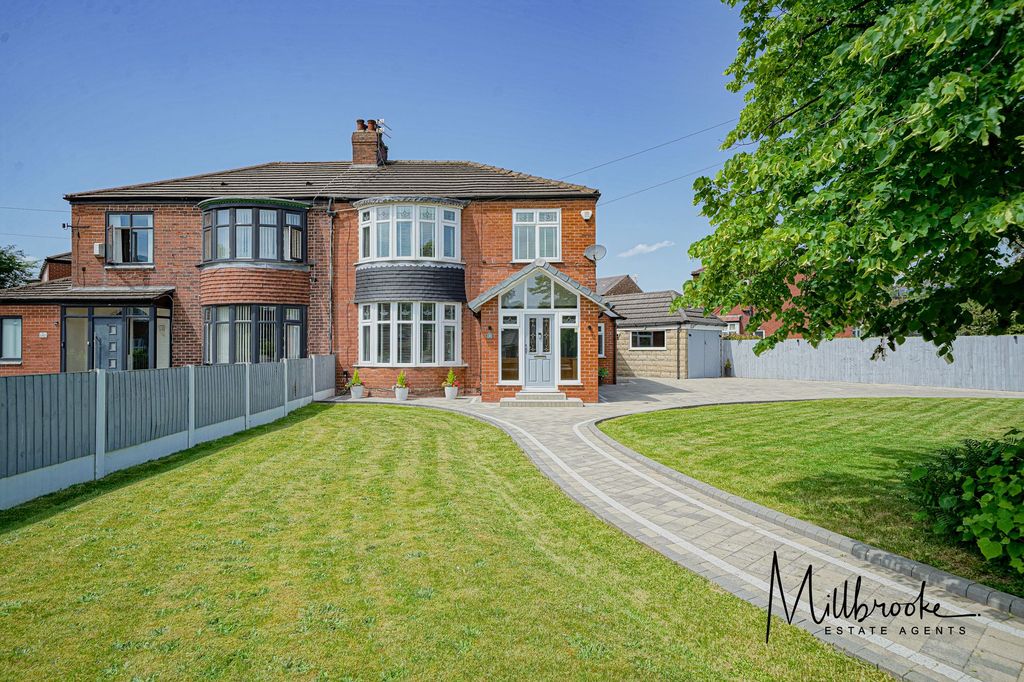 Property photo 1 of 43