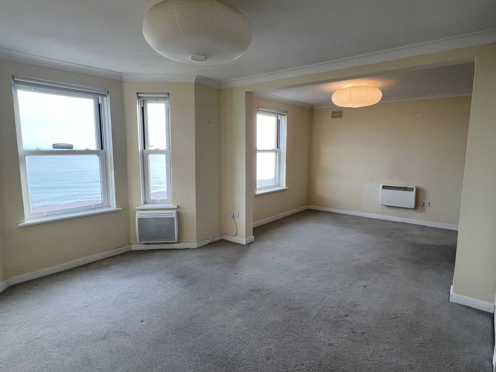 Property photo 3 of 11 Picture No. 20