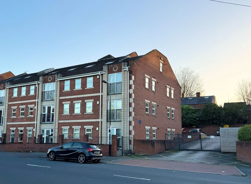 Property photo 1 of 7 Picture No. 12