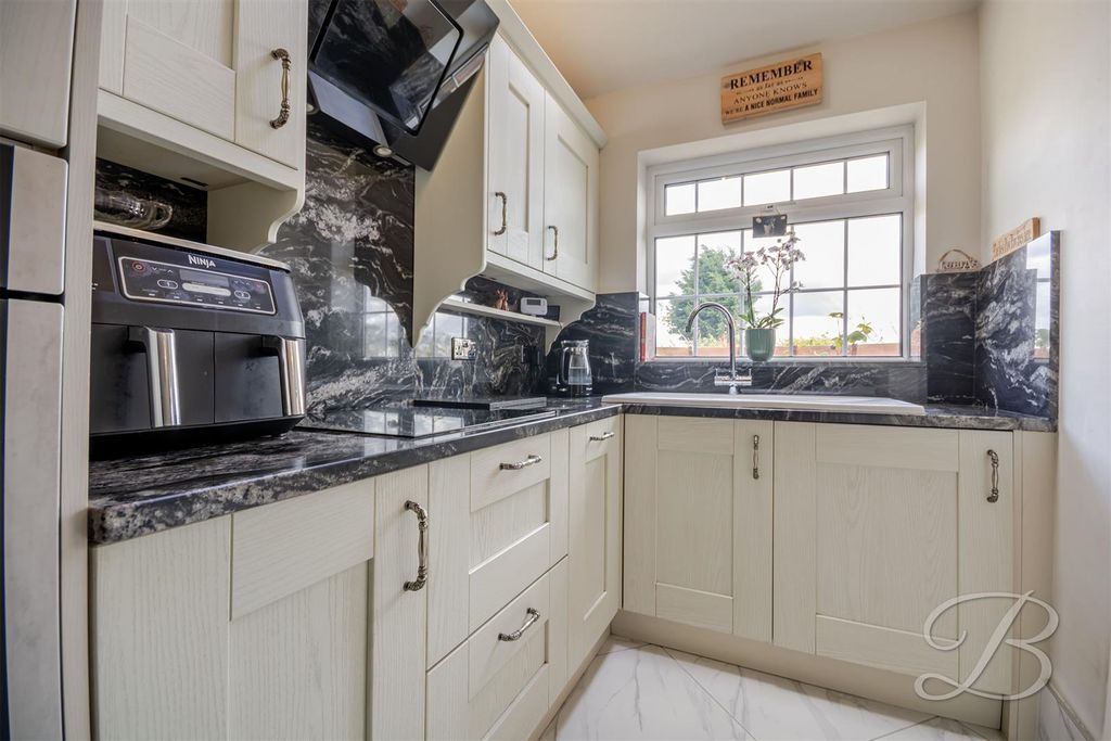 Property photo 3 of 33 Ccltd-6.Jpg