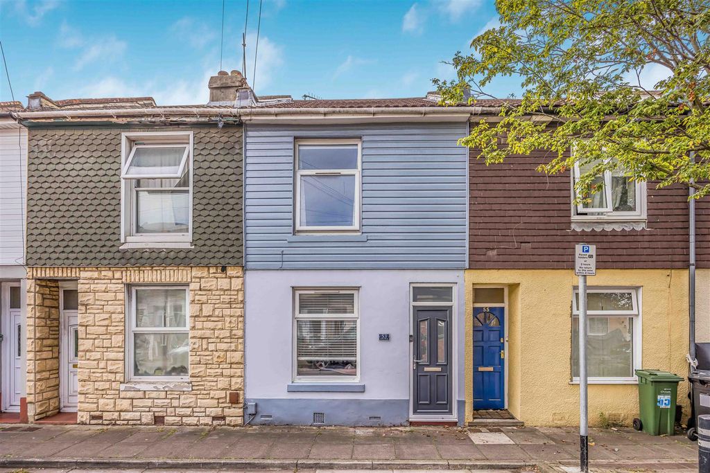 Property photo 1 of 17 53 Jervis Road, Portsmouth-Small-Porticomarketing-