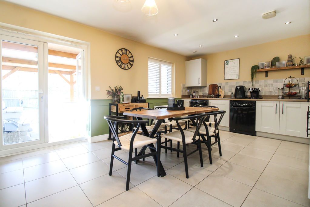 Property photo 3 of 18 Kitchen/Diner 2