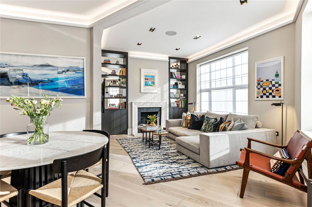 Property photo 1 of 12 Reception Room