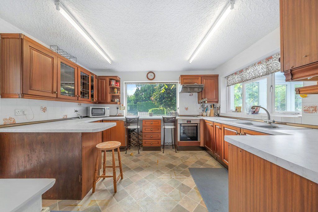 Property photo 2 of 22 Picture No. 15