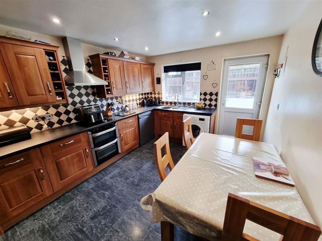 Property photo 2 of 15 Kitchen.Jpg